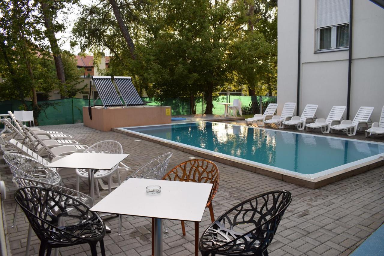 Lido Riviera, Relux Apartman Balatonlelle Exterior foto