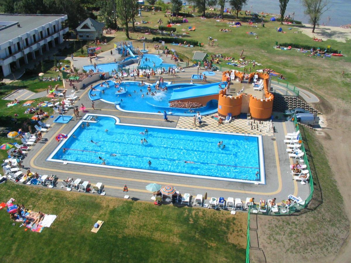 Lido Riviera, Relux Apartman Balatonlelle Exterior foto